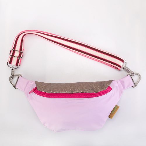 Farblich stimmige Crossbody Bag Modell Breeze